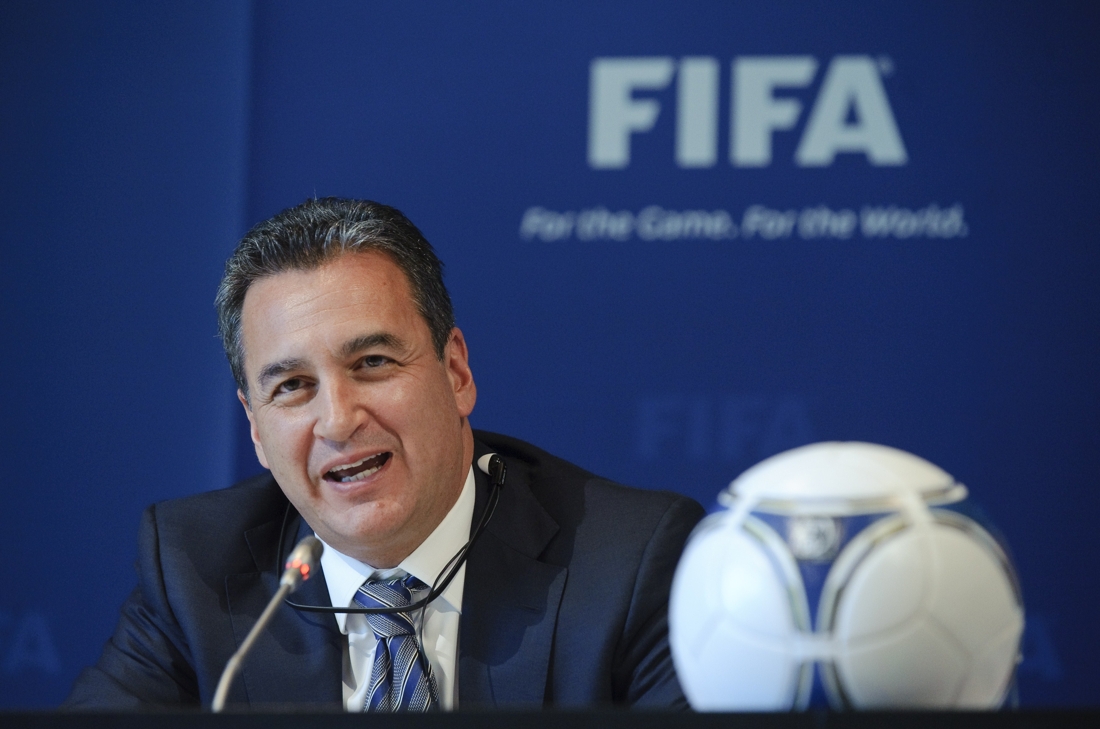 Le président de la chambre d’enquête de la FIFA démissionne après la censure de son rapport sur l’attribution des Mondiaux 2018 et 2022